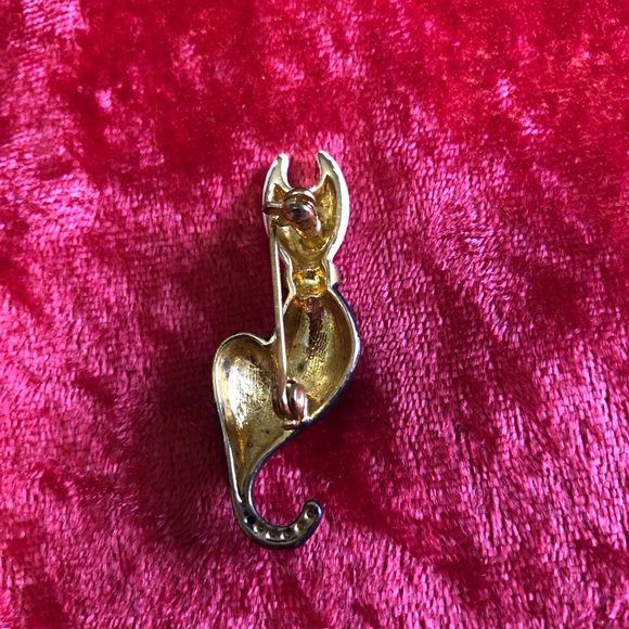 Vintage Cat Brooch Pin Black and white gold - Picture 3 of 3